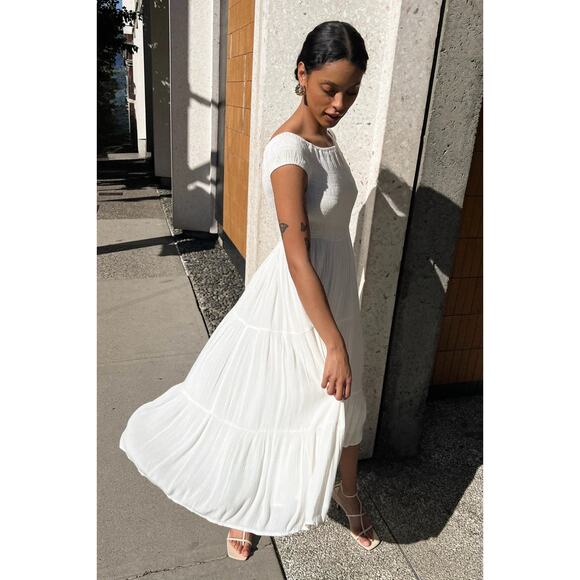 Oak + Fort Off Shoulder Crinkled Midi Tiered Dress Cream White Size Large NEW - Picture 2 of 9